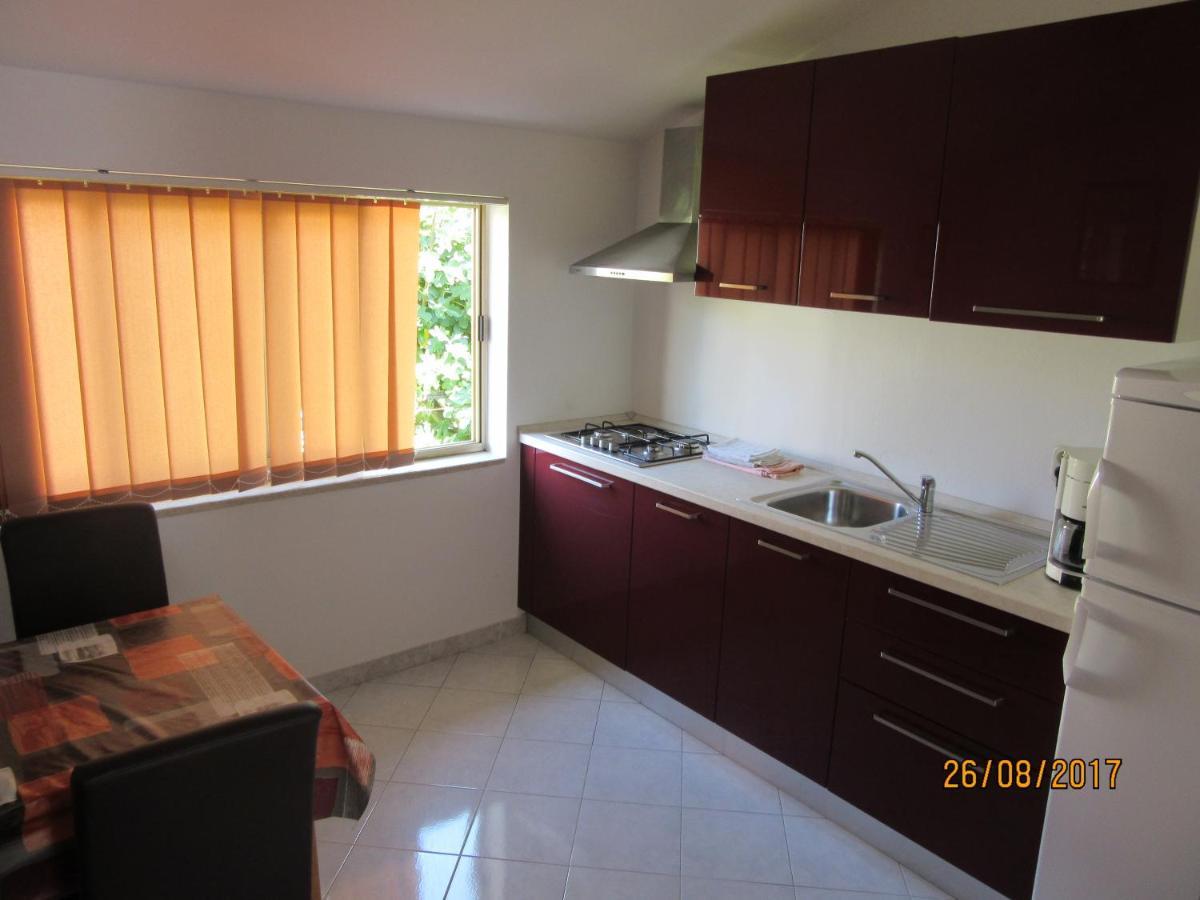 Haus Roko Apartment Ровин Екстериор снимка